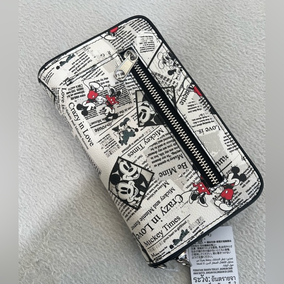 Disney Parks Mickey Minnie Crazy in Love Newspaper Print Wallet Wristlet - Picture 3 of 9